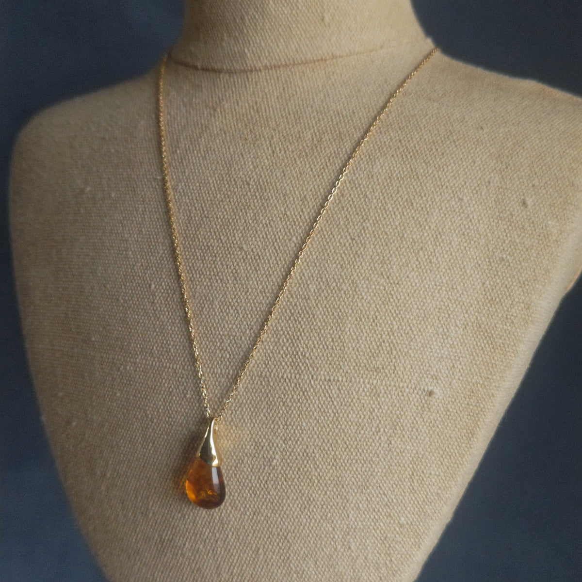 No.0008 琥珀 ネックレス