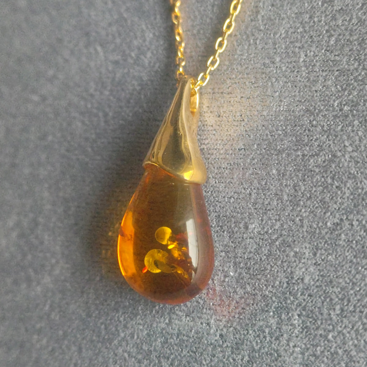 No.0008 琥珀 ネックレス