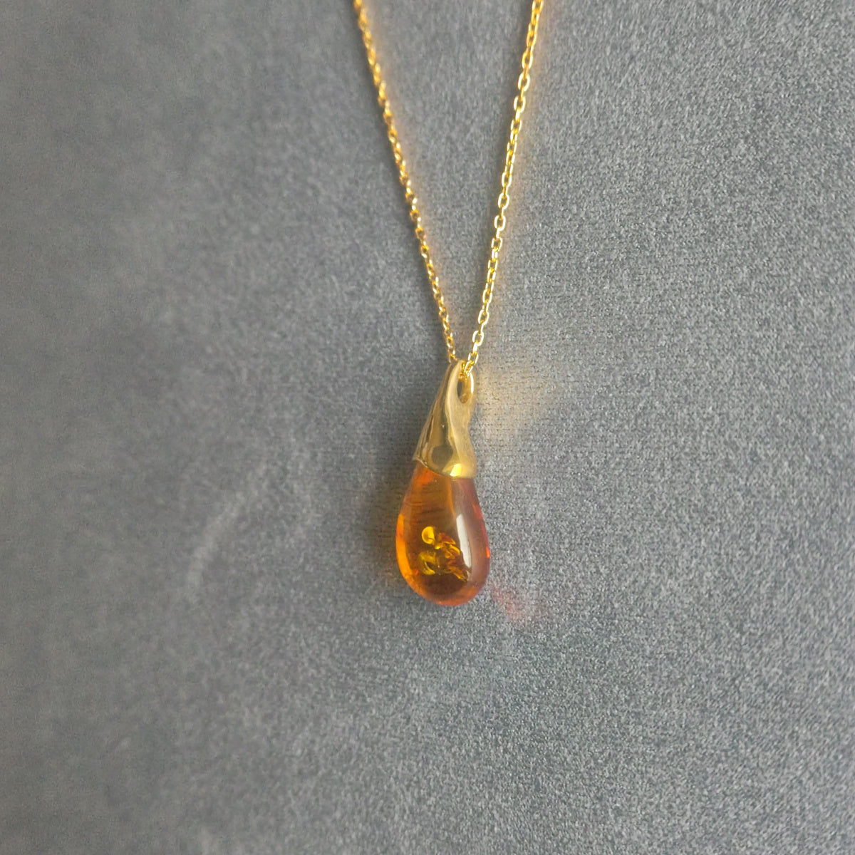 No.0008 琥珀 ネックレス