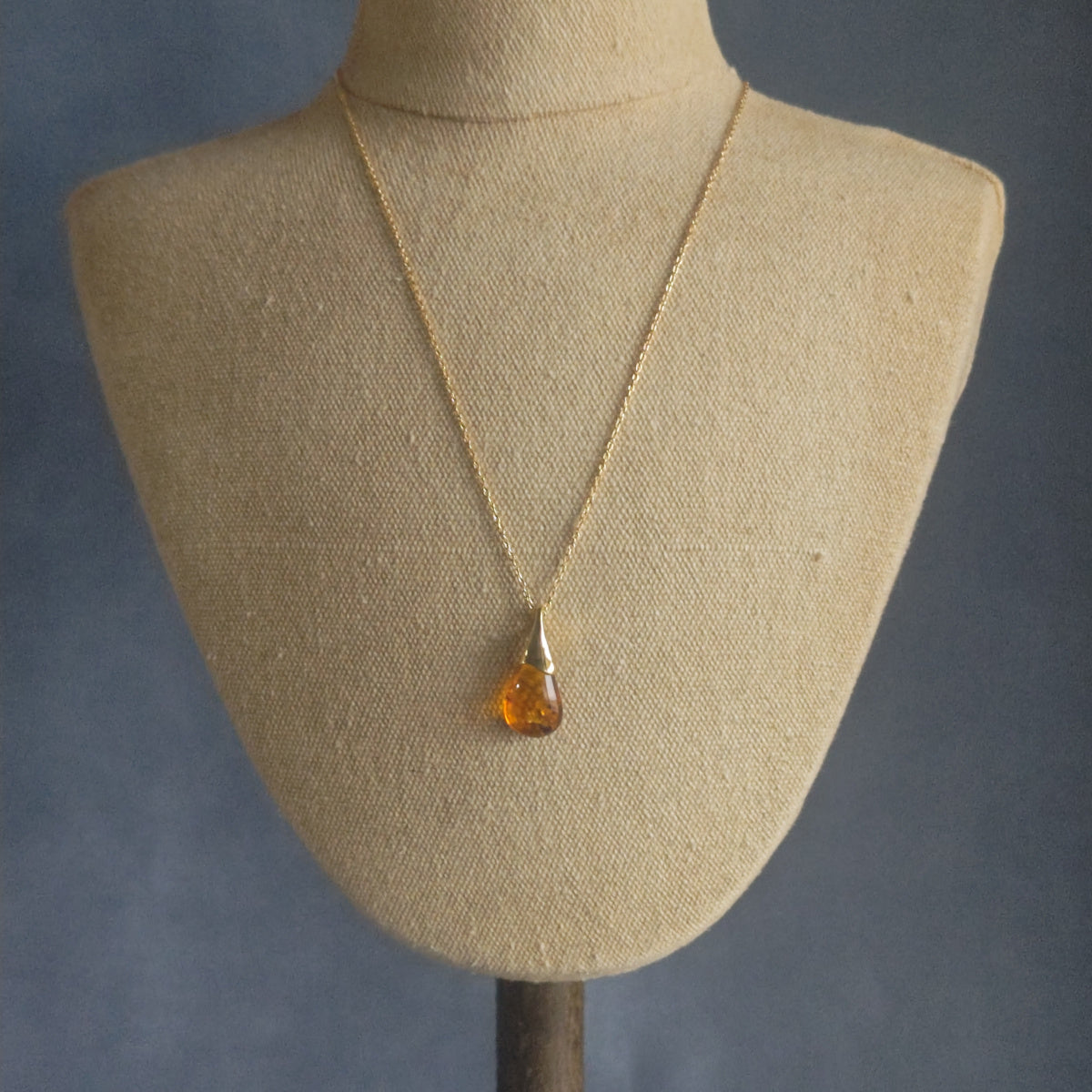 No.0008 琥珀 ネックレス