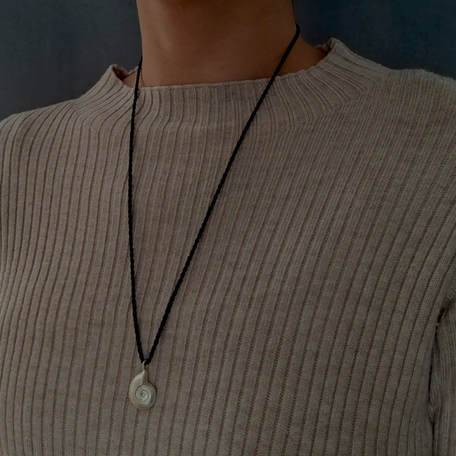 Spira ネックレス