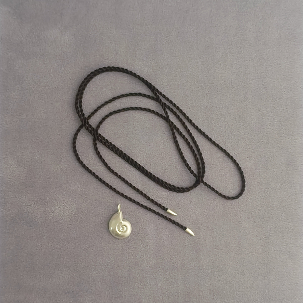 Spira ネックレス