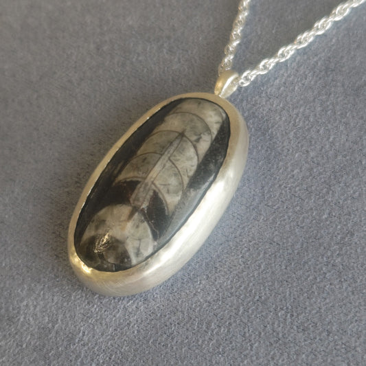 No.0018 オルソセラス ネックレス