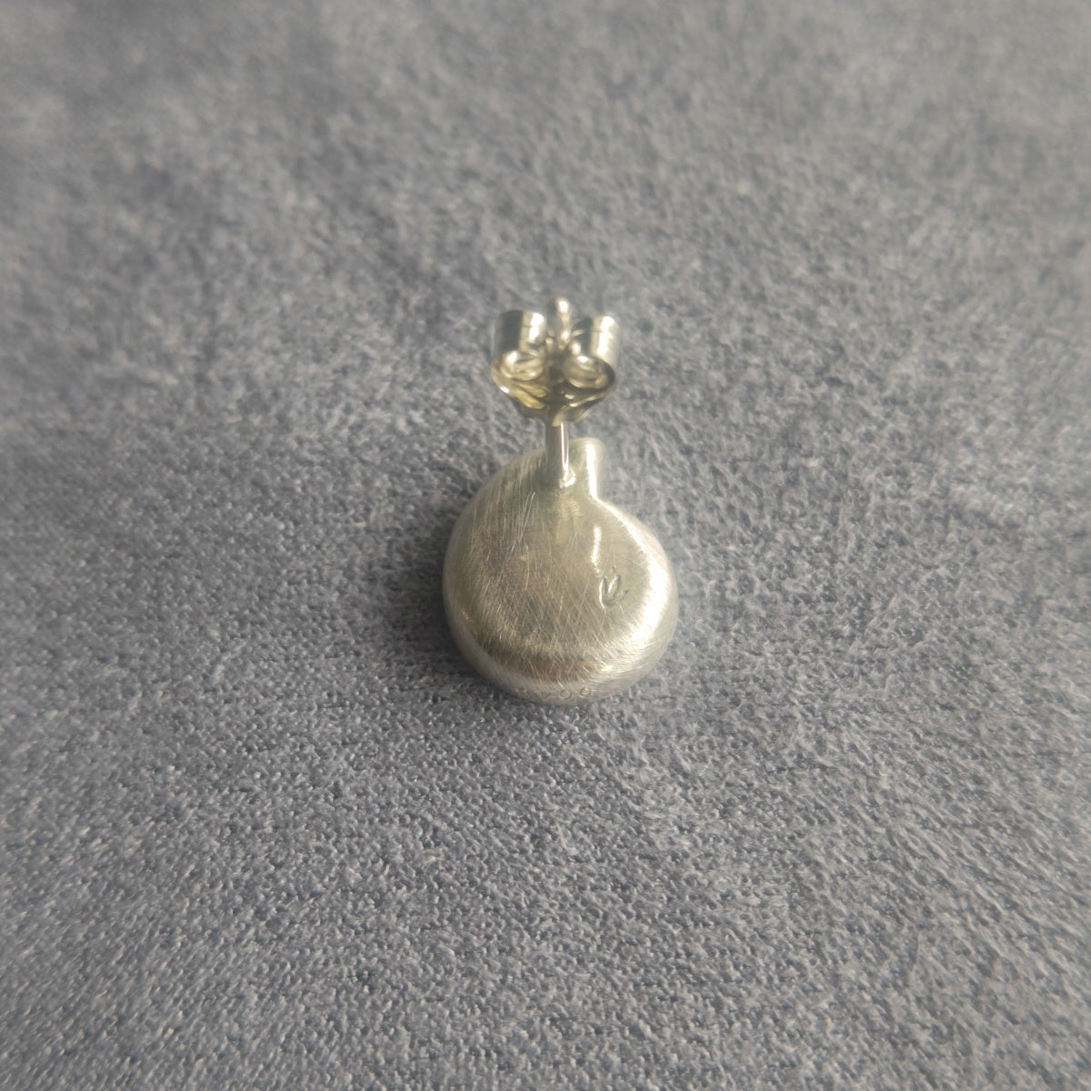 No.0048 アンモナイト シングル ピアス - Small