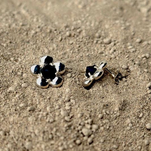 Flower Fossil ピアス