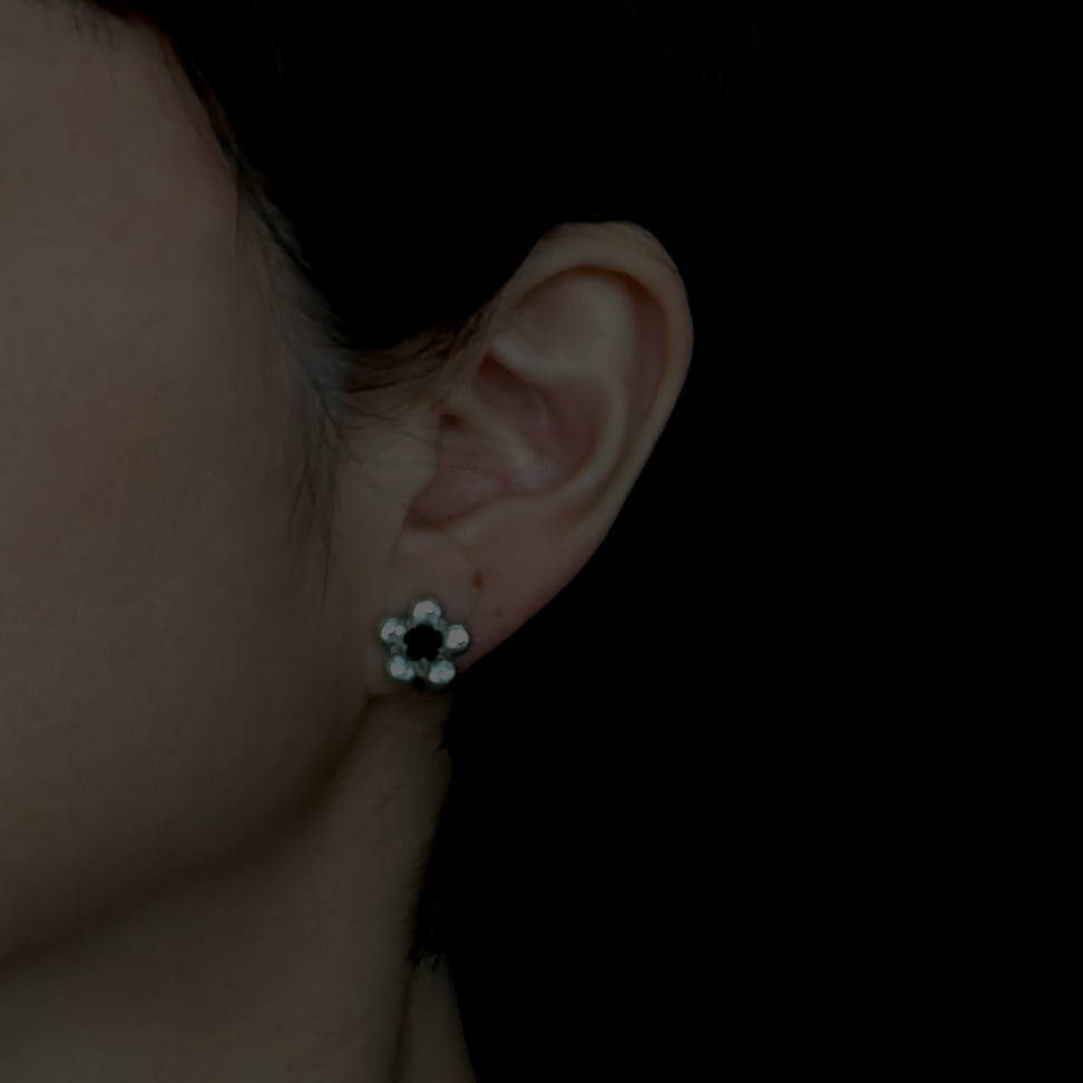 Flower Fossil ピアス