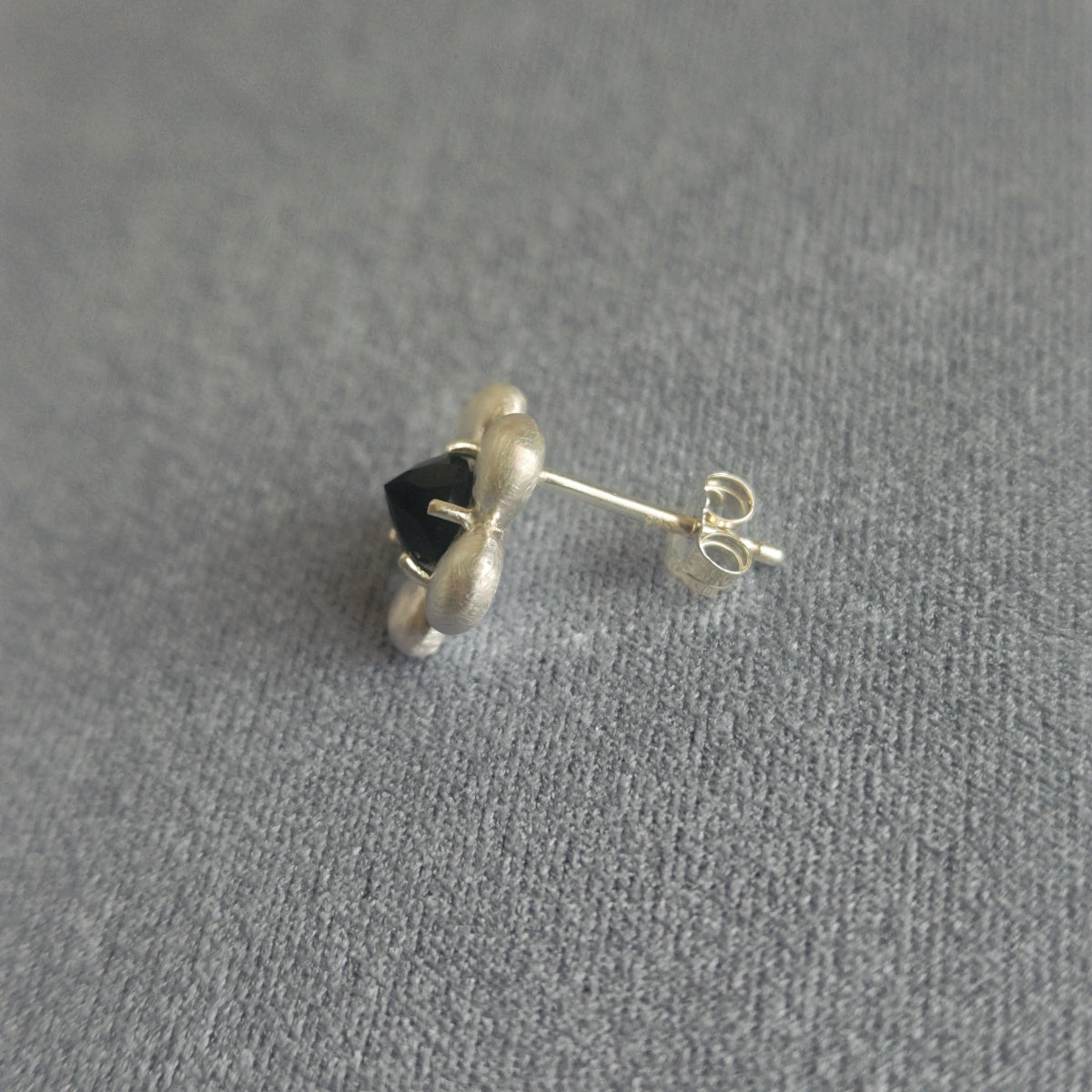 Flower Fossil ピアス